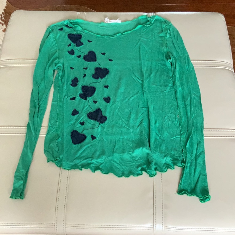 Momzee‎ long sleeve with heart T-shirt size Small